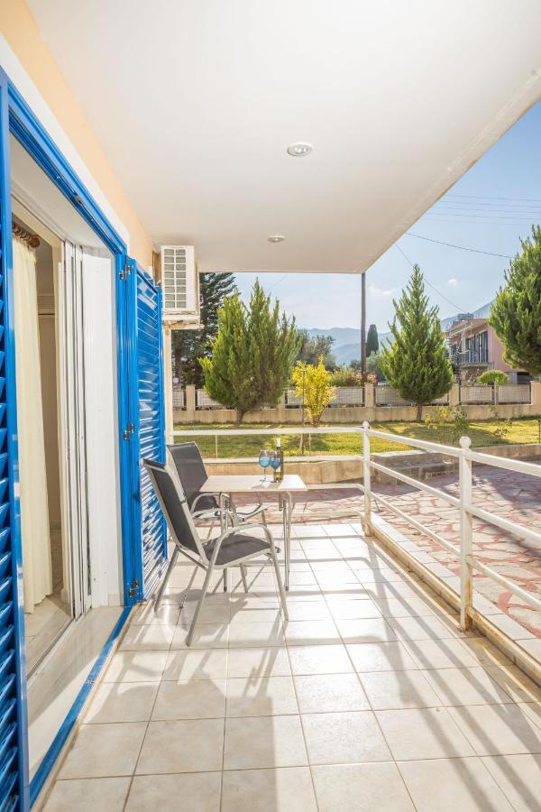 Alexandros Luxury Apartments Nydri Екстериор снимка